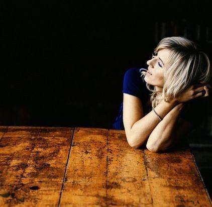 [ 爵士音乐74期 ] 西莉亚·娜嘉 Silje Nergaard - Greatest Hits 精选：北欧爵士的午夜阳光 封面